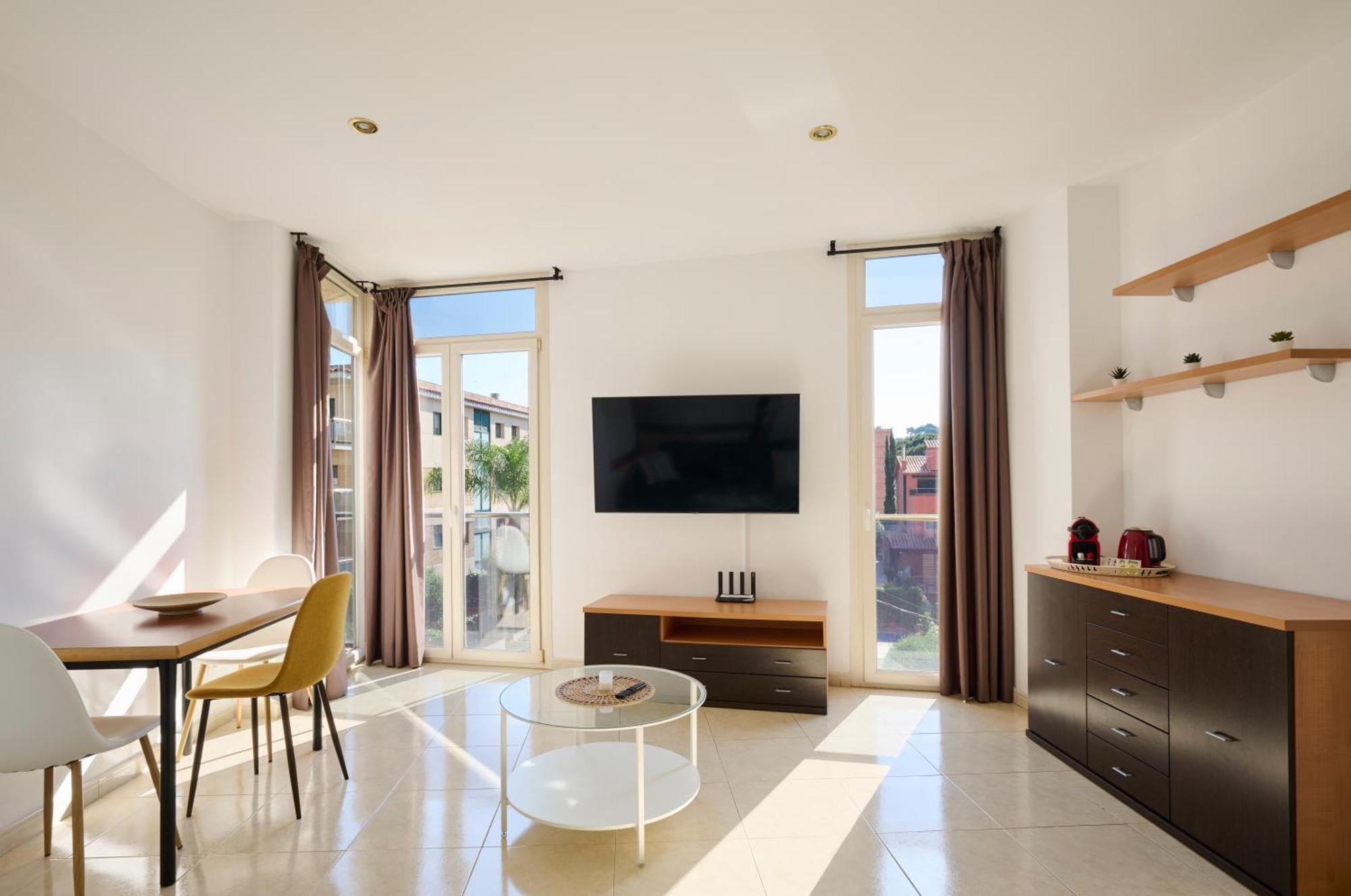 יורט דה מאר Apartaments Superiors Mtb Only Couples מראה חיצוני תמונה